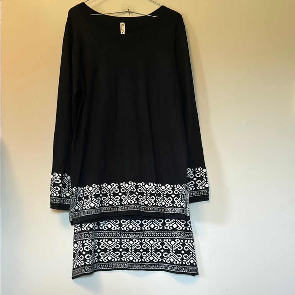 Pima Rossi black & white pattern rayon/polyester knit skirt/top set size large